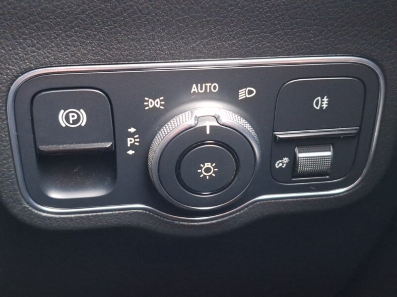 Used Mercedes-Benz GLA 2021 for sale - 77405113: Photo 18