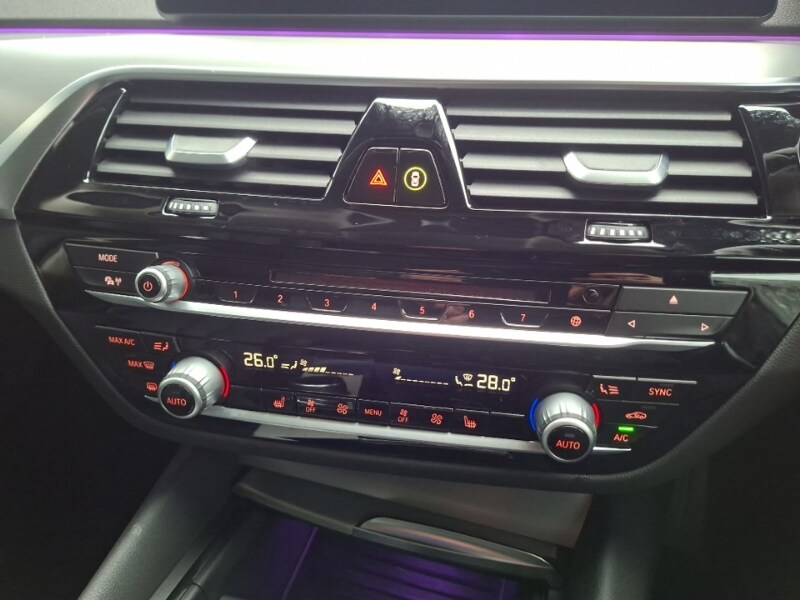 Used BMW 5 Series 2018 for sale - 77964020: Photo 12