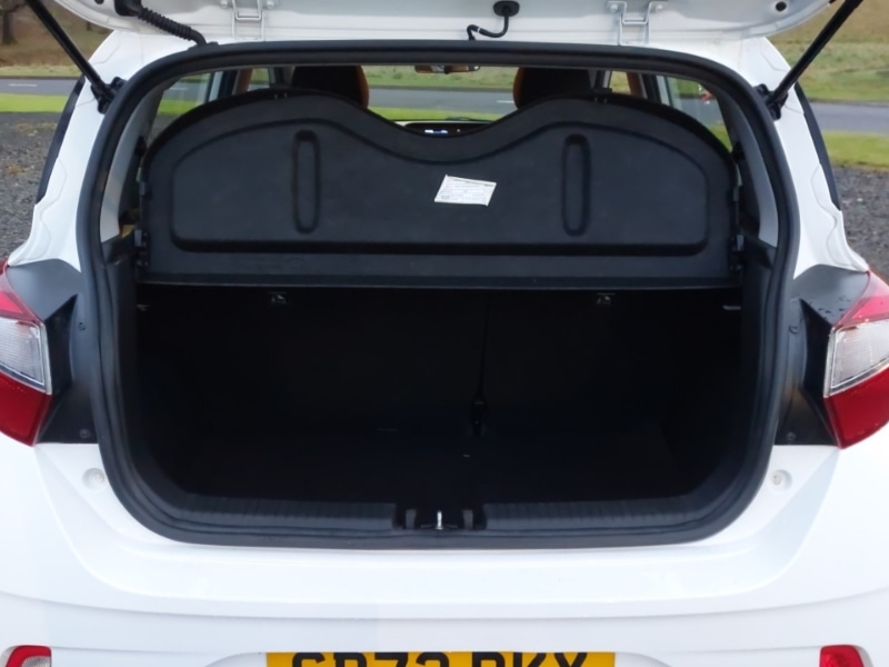 Used Hyundai i10 2022 for sale - 76920264: Photo 8