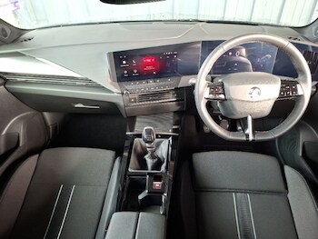 Used Vauxhall Astra 2025 for sale - 78440166: Photo