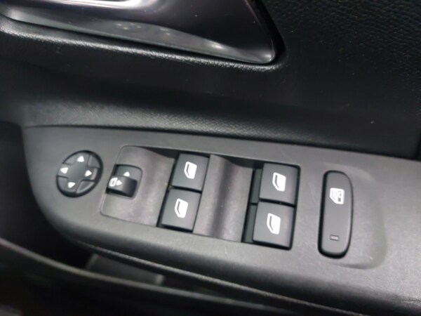 Used Vauxhall Corsa 2022 for sale - 76213651: Photo 11