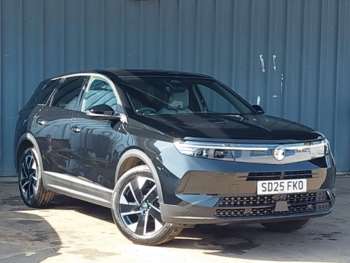 2025 - 1.2 Hybrid [136] Ultimate 5dr e-DCT6 [Pan Roof]