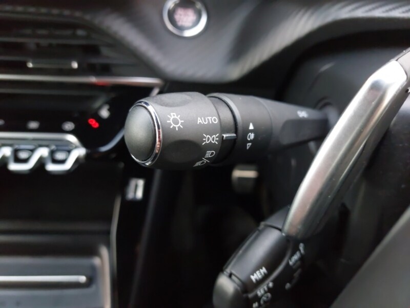 Used Peugeot 2008 2023 for sale - 77325067: Photo 16