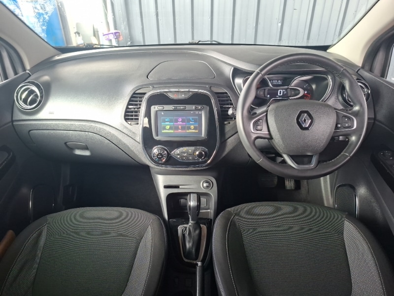 Used Renault Captur 2017 for sale - 77816403: Photo 2