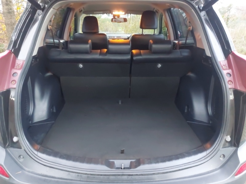 Used Toyota RAV4 2014 for sale - 76628703: Photo 8