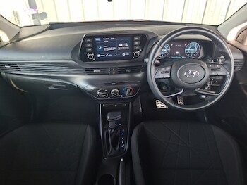 Used Hyundai BAYON 2023 for sale - 77947558: Photo