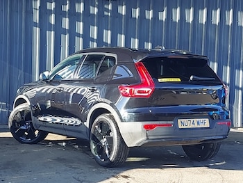 Used Volvo XC40 2024 for sale - 76387874: Photo