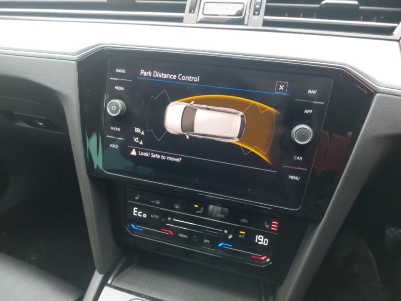 Used Volkswagen Passat 2023 for sale - 76726404: Photo 18