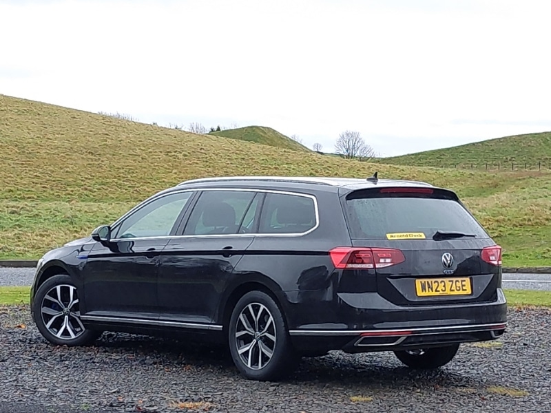 Used Volkswagen Passat 2023 for sale - 76726404: Photo 3