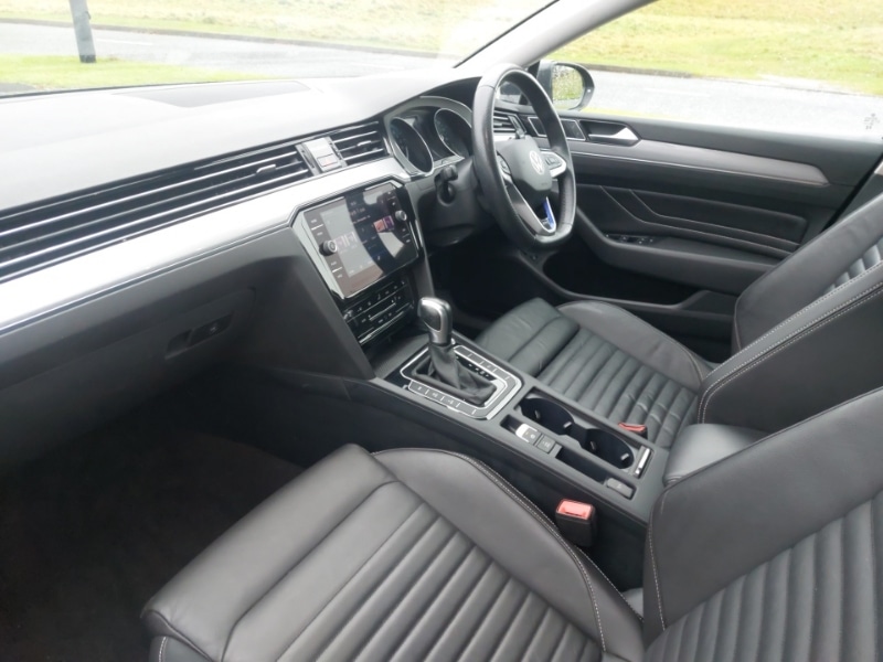 Used Volkswagen Passat 2023 for sale - 76726404: Photo 5