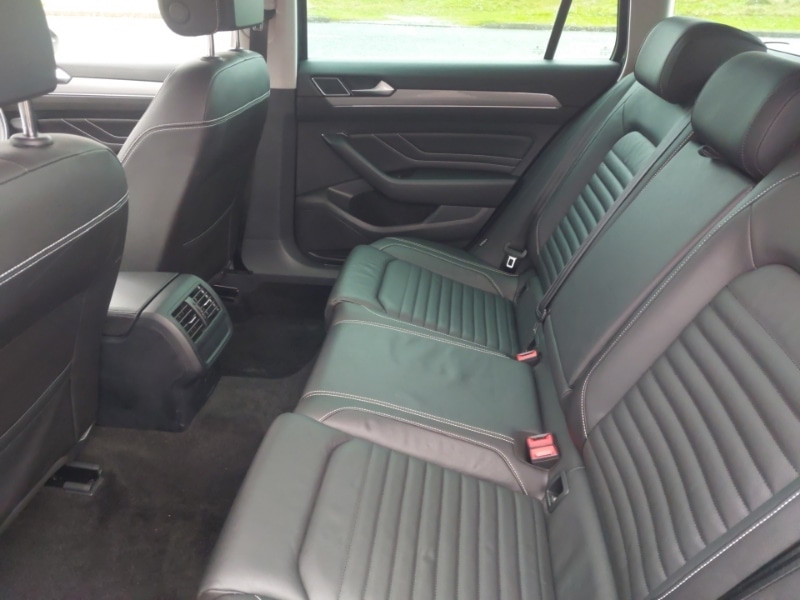 Used Volkswagen Passat 2023 for sale - 76726404: Photo 6