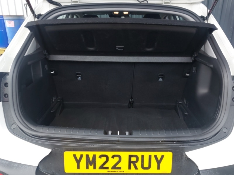 Used Kia Stonic 2022 for sale - 76442245: Photo 8