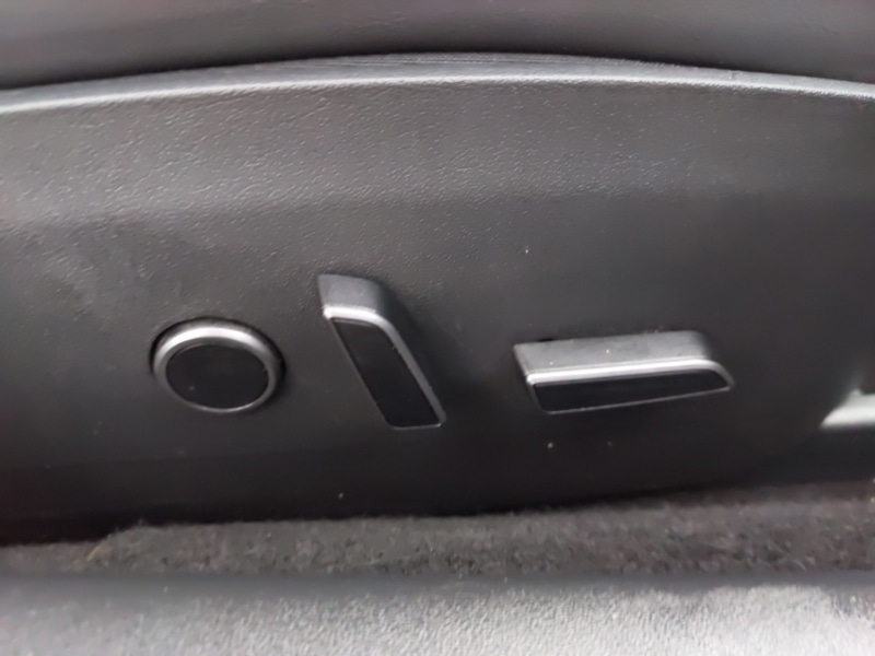 Used Tesla Model 3 2021 for sale - 76663907: Photo 16