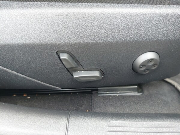 Used Mercedes-Benz C-Class 2022 for sale - 76052806: Photo 12