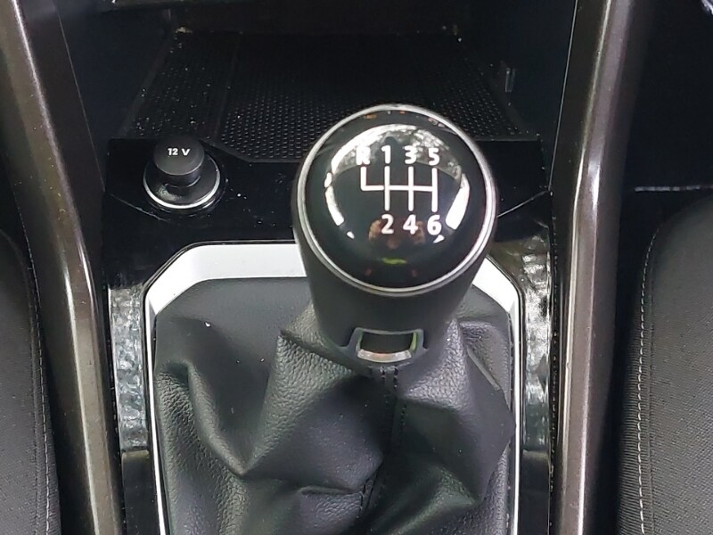 Used Volkswagen T-Roc 2019 for sale - 76651539: Photo 11