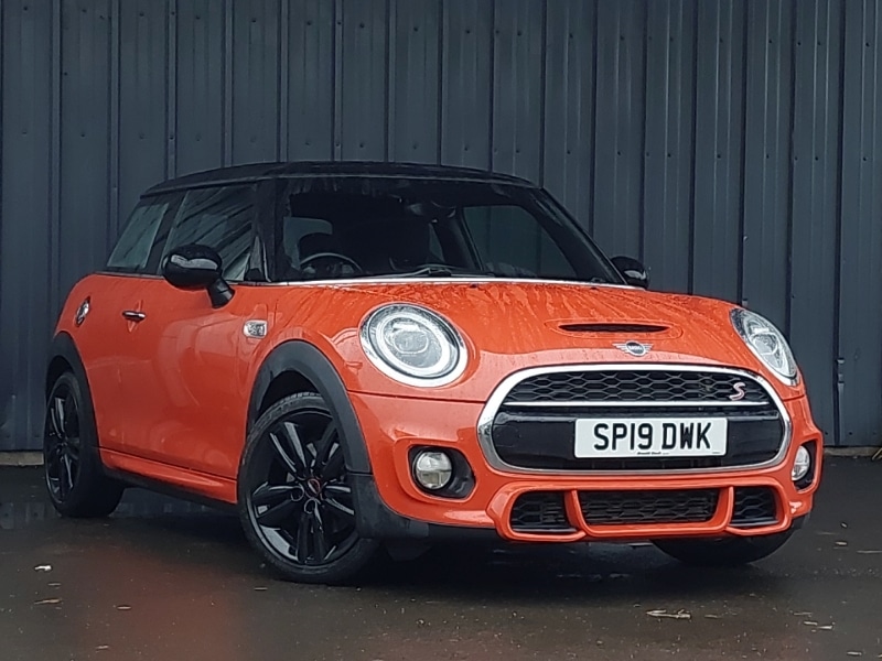 Used MINI Hatch 2019 for sale - 77154794: Photo 1