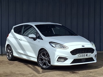 Used Ford Fiesta 2018 for sale - 78983332: Photo