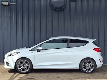 Used Ford Fiesta 2018 for sale - 78983332: Photo