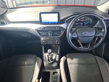 Used Ford Focus 2018 for sale - 78440083: Photo