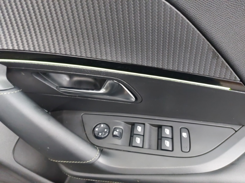 Used Peugeot 2008 2021 for sale - 76721428: Photo 11