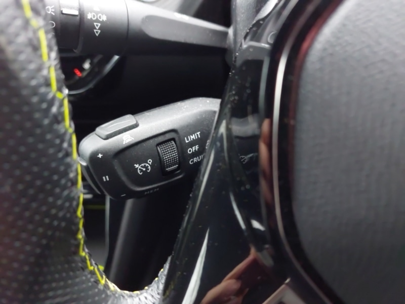 Used Peugeot 2008 2021 for sale - 76721428: Photo 18