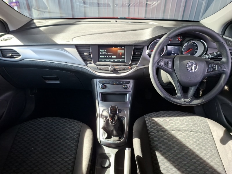 Used Vauxhall Astra 2019 for sale - 78155845: Photo 2