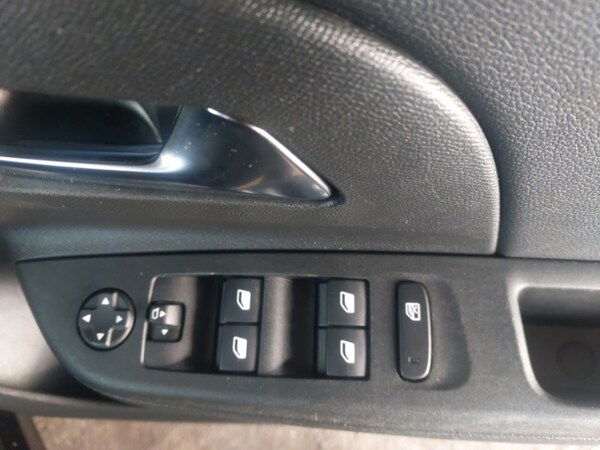 Used Vauxhall Corsa 2022 for sale - 76233773: Photo 10