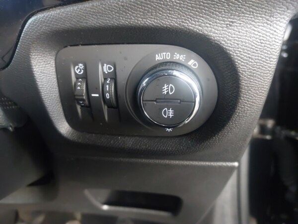 Used Vauxhall Corsa 2022 for sale - 76233773: Photo 11