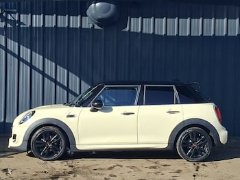 Used MINI Hatch 2019 for sale - 77677823: Photo