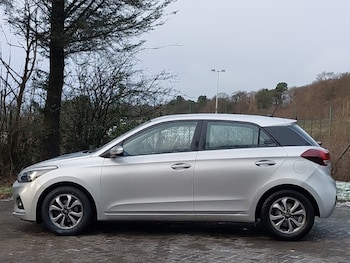 Used Hyundai i20 2019 for sale - 77114471: Photo