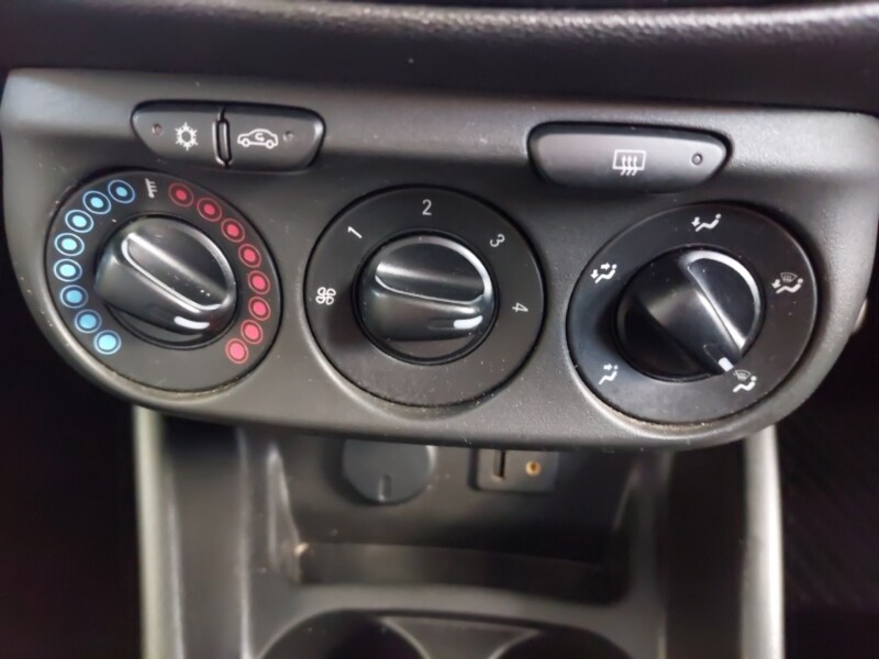 Used Vauxhall Corsa 2015 for sale - 77278324: Photo 15