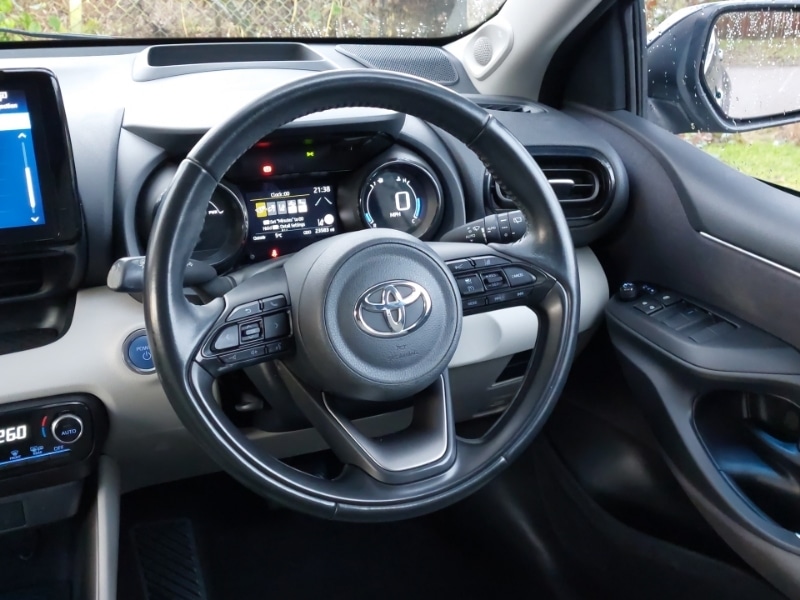Used Toyota Yaris 2022 for sale - 76920262: Photo 7
