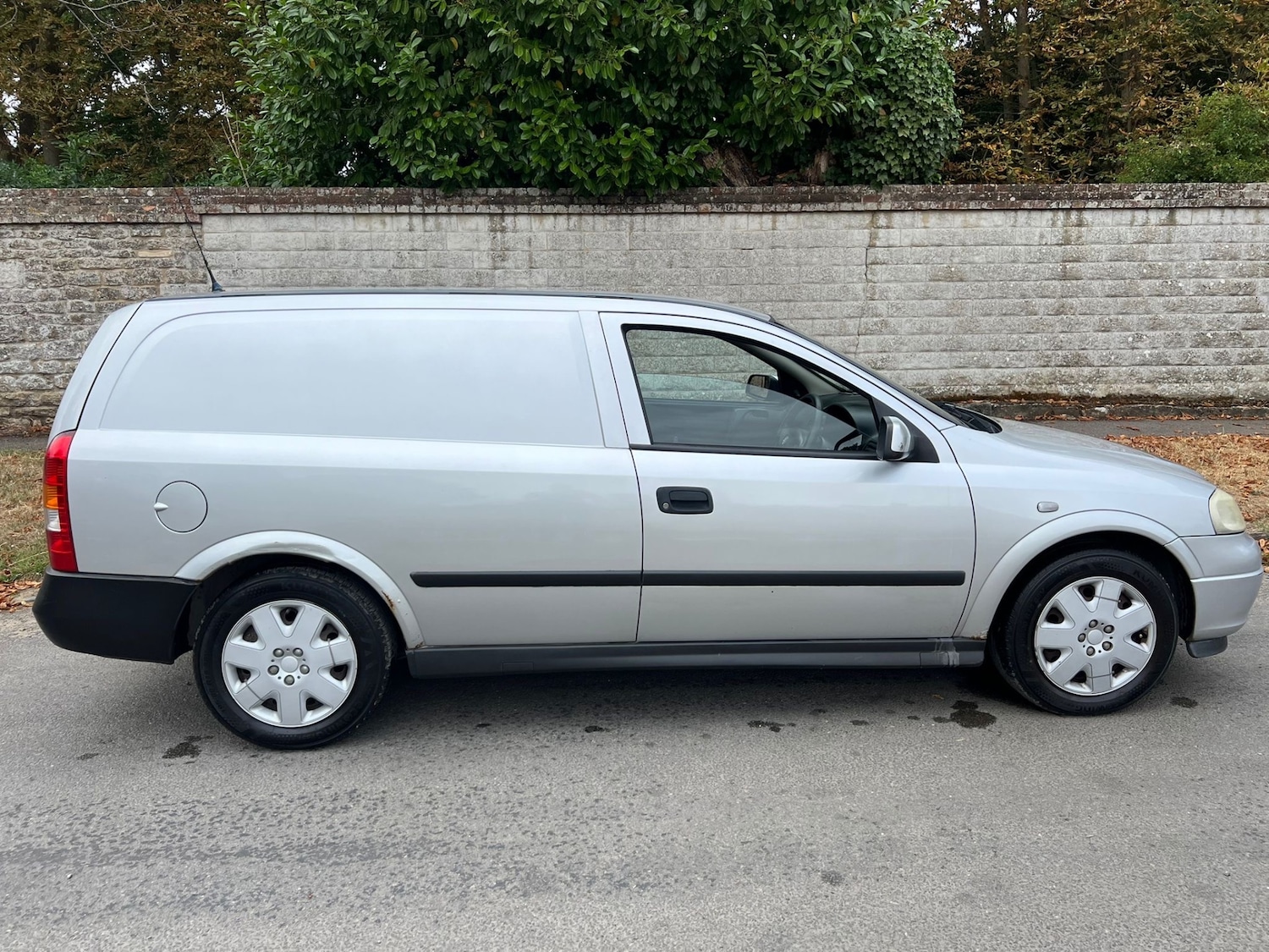 Used Vauxhall Astra Van 2005 for sale - 76249889: Photo 8