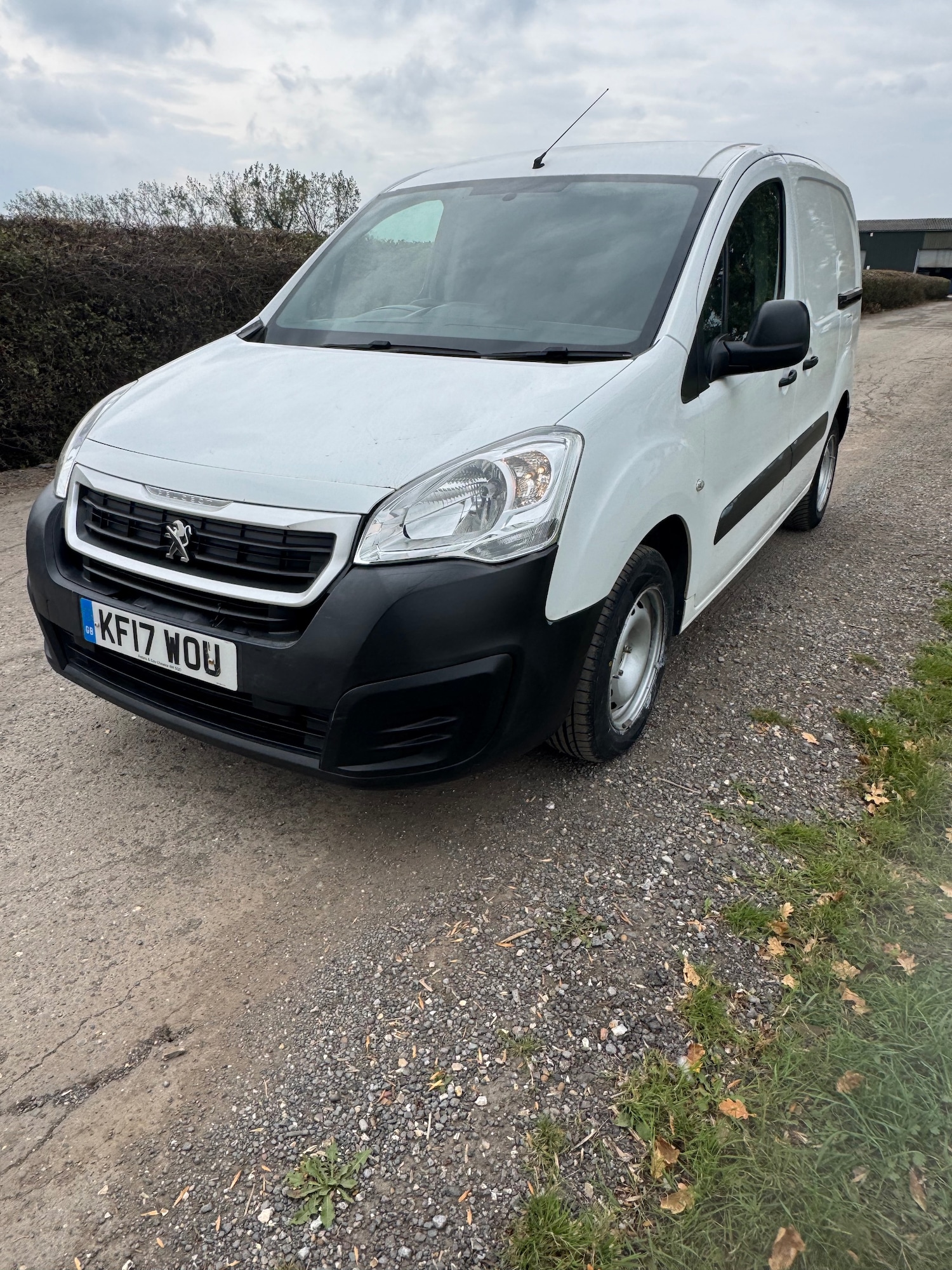 Used Peugeot Partner 2017 for sale - 76249430: Photo 3