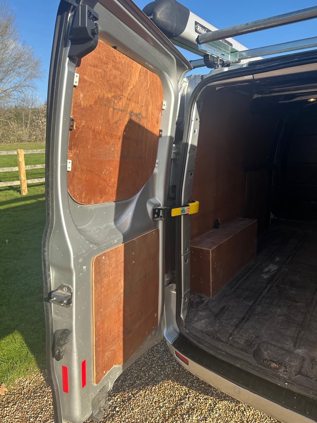 Used Ford Transit Custom 2019 for sale - 76844991: Photo 10