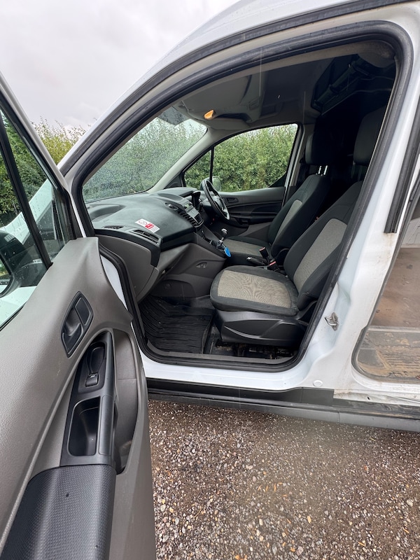Used Ford Transit Connect 2019 for sale - 75409391: Photo 15