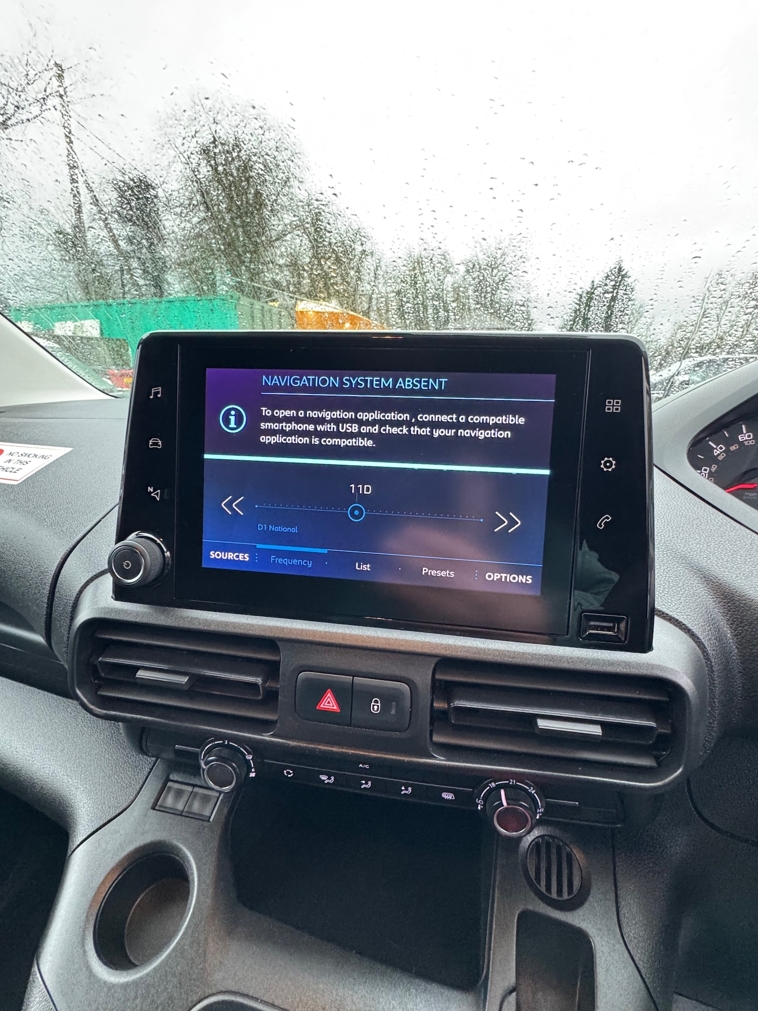 Used Peugeot Partner 2020 for sale - 77483109: Photo 17