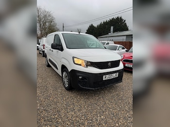 Used Peugeot Partner 2020 for sale - 77483109: Photo