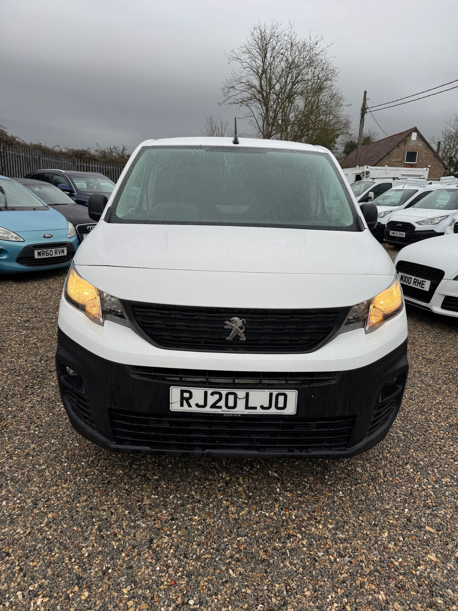 Used Peugeot Partner 2020 for sale - 77483109: Photo 2