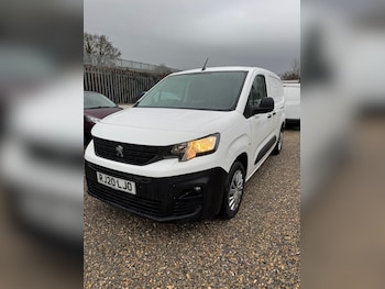 Used Peugeot Partner 2020 for sale - 77483109: Photo
