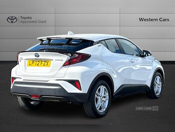 Used Toyota C-HR 2023 for sale - 78348911: Photo