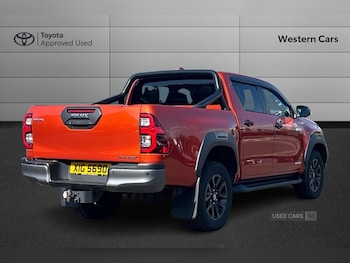 Used Toyota Hilux 2024 for sale - 78742545: Photo