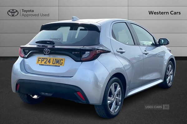 Used Toyota Yaris 2024 for sale - 75553649: Photo 2