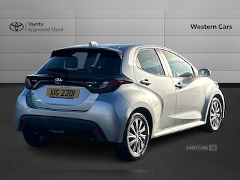 Used Toyota Yaris 2023 for sale - 76803129: Photo