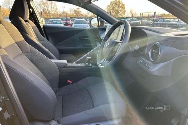 Used Toyota C-HR 2025 for sale - 76759846: Photo 11