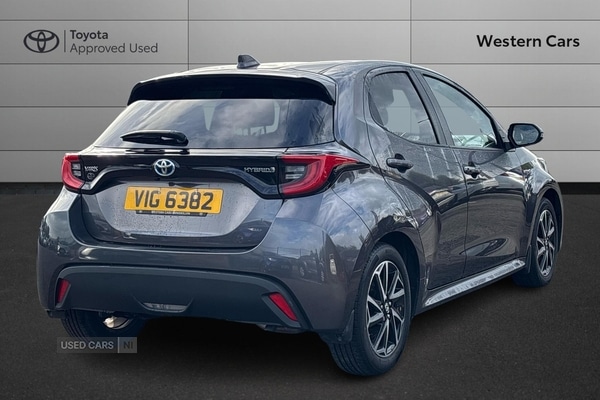 Used Toyota Yaris 2021 for sale - 75840111: Photo 2