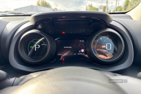 Used Toyota Yaris 2021 for sale - 75840111: Photo 9