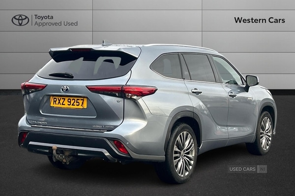 Used Toyota Highlander 2022 for sale - 76953626: Photo 2