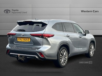 Used Toyota Highlander 2022 for sale - 76953626: Photo