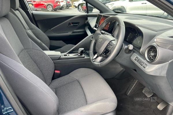 Used Toyota C-HR 2025 for sale - 77634263: Photo 11